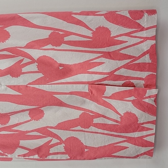 Boden Pencil Skirt Light Gray w/ Pink k Floral Print Size 6L - Picture 9 of 16